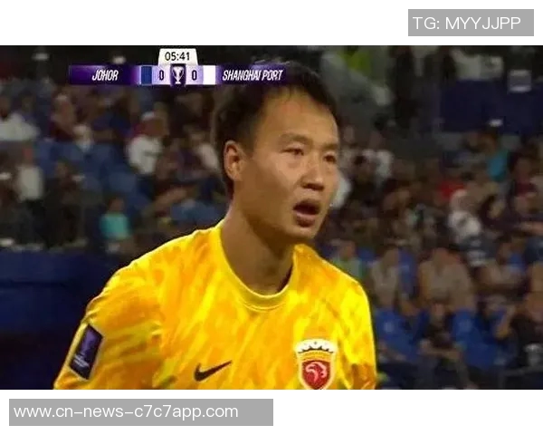 柔佛后卫与陈威赛后闲聊回顾48脚打门的精彩对决