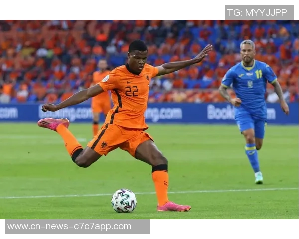 埃因霍温冬窗瞄准日本国脚佐野航大应对威尔曼离队挑战