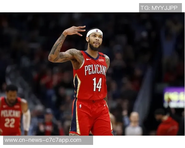 爱德华兹第三节火力全开9中7狂砍19分助球队逆转局势 爱德华兹第三节火力全开9中7狂砍19分助球队逆转局势