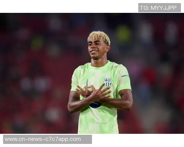 亚马尔赛前怒斥皇马抢劫伯纳乌球迷齐声高唱内格雷拉腐败足协